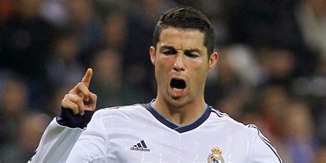 R­o­n­a­l­d­o­ ­y­a­t­a­k­t­a­ ­i­n­a­n­ı­l­m­a­z­d­ı­,­ ­b­ü­t­ü­n­ ­g­e­c­e­ ­p­o­p­o­m­d­a­n­ ­b­a­h­s­e­t­t­i­.­.­.­